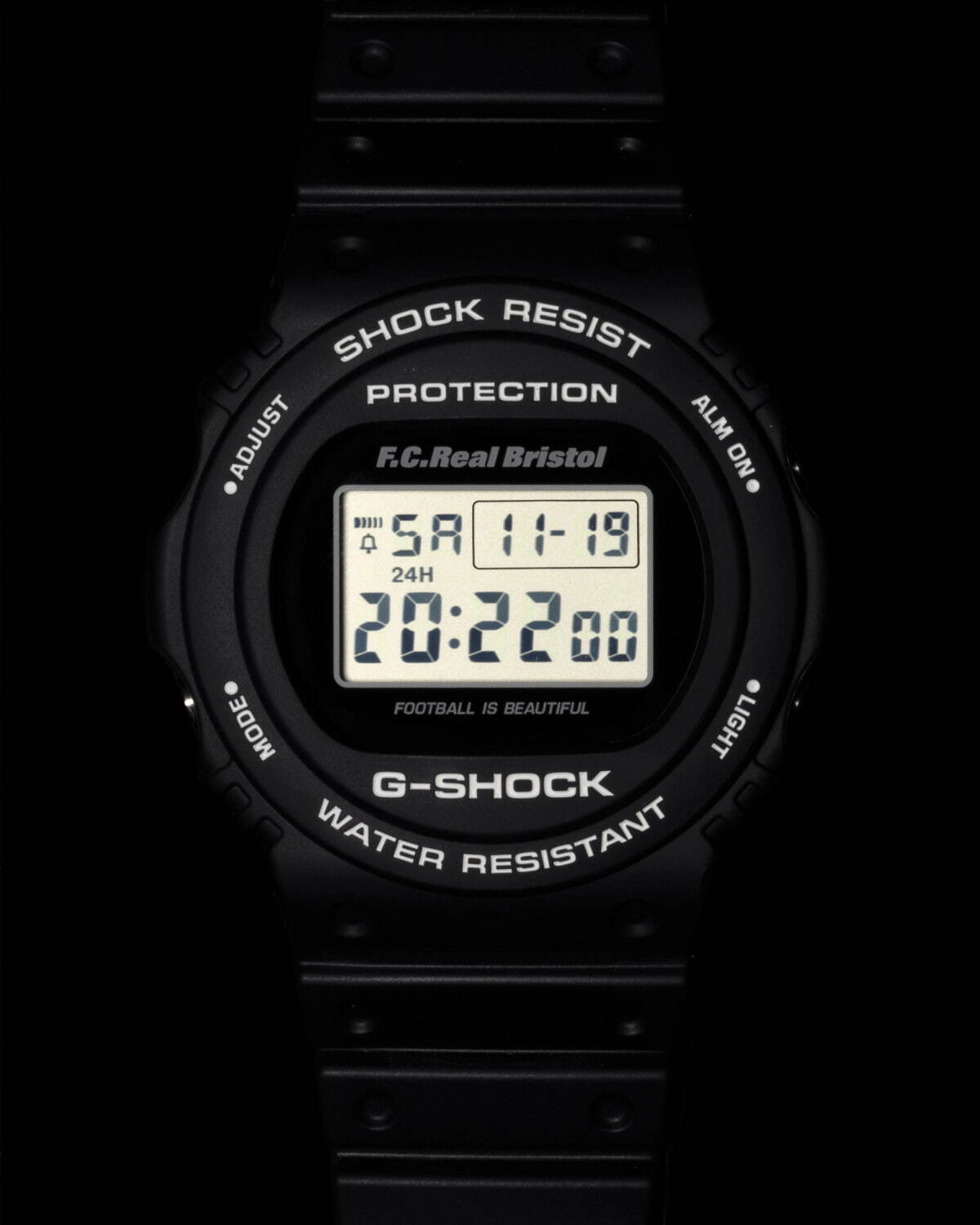 G-SHOCK×エフシーレアルブリストルのコラボ腕時計、バックライトで ...