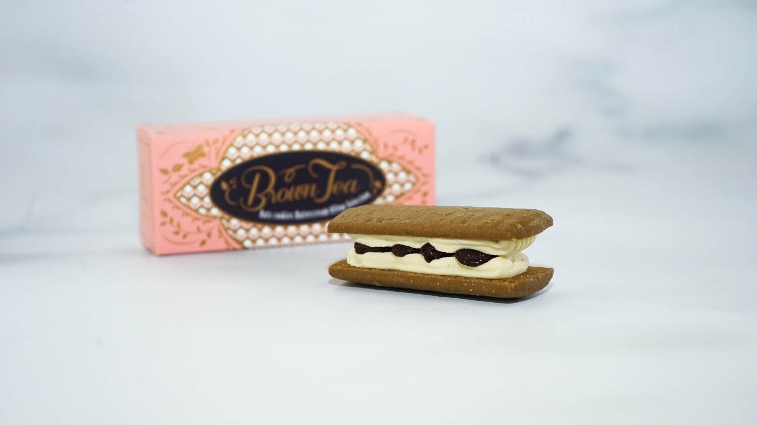 バターサンド「フフナーゲル」横浜赤レンガ倉庫に初常設店、石焼き芋×バターなど新作＆限定フレーバーも｜写真19