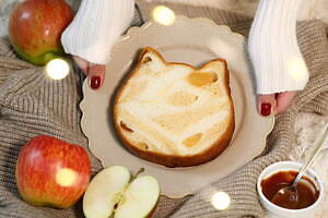 ねこねこ(NEKO NEKO) ねこねこ食パン キャラメルアップル｜写真2
