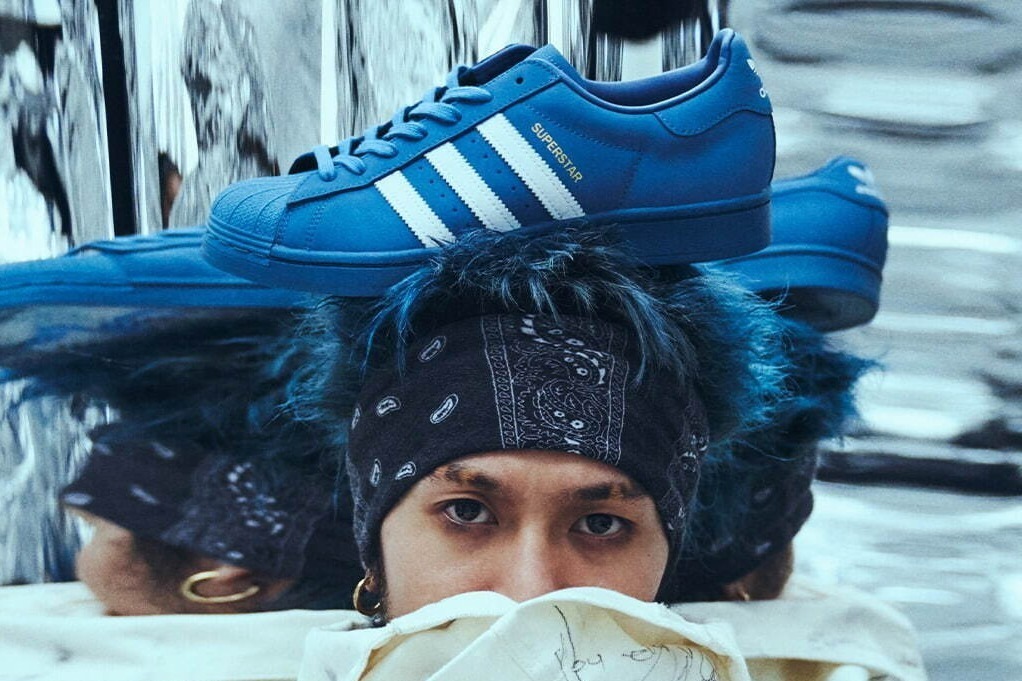 常田大希×adidasスニーカー