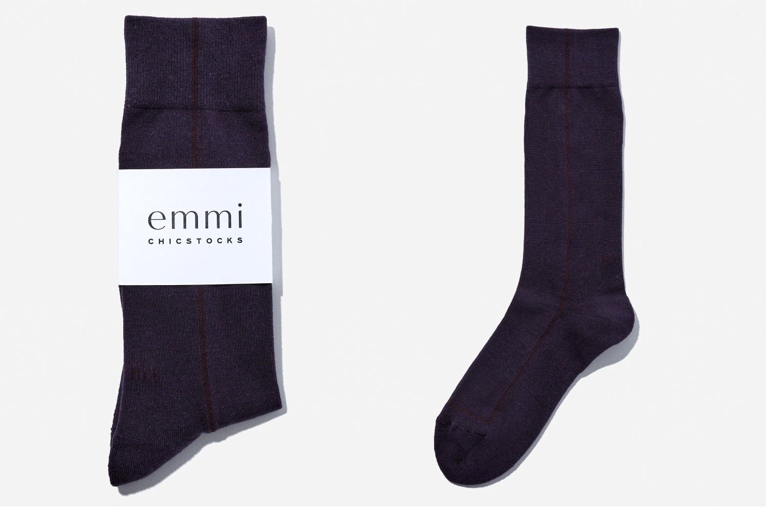 レッグウェア｜エミ×シックストックスのコラボレーション靴下、深みバーガンディの“華奢感”ラインソックス