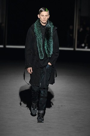 ドリス ヴァン ノッテン 2014-15年秋冬メンズコレクション ‐ 少しだけ先の未来｜写真38