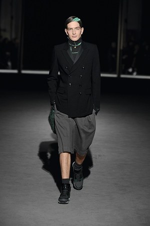 ドリス ヴァン ノッテン 2014-15年秋冬メンズコレクション ‐ 少しだけ先の未来｜写真45