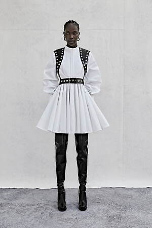 マックイーン(McQueen) 2023年リゾートウィメンズコレクション  - 写真21