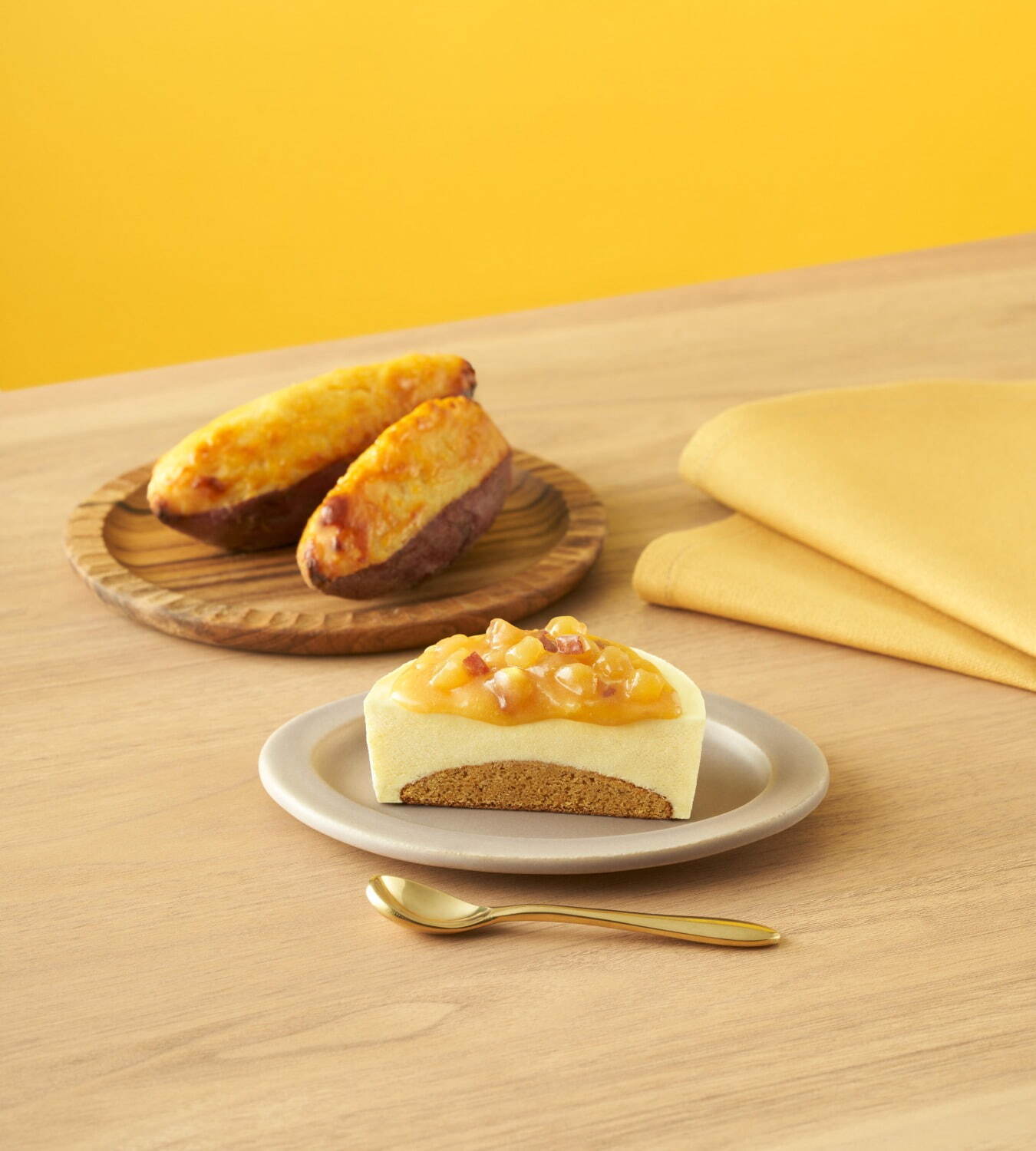 井村屋の新作「スイートポテトアイス」キャラメルケーキ×おいもアイス＆ソースでスイートポテト再現｜写真4