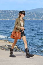 セリーヌ 2023年春夏ウィメンズコレクション - 南仏リゾートで抱くノスタルジア｜写真24