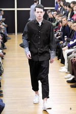 コム デ ギャルソン・シャツ 2014-15年秋冬コレクション - 黒と時代に染められた“中世”｜写真8