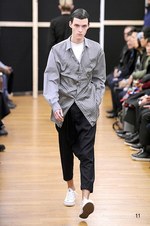 コム デ ギャルソン・シャツ 2014-15年秋冬コレクション - 黒と時代に染められた“中世”｜写真11