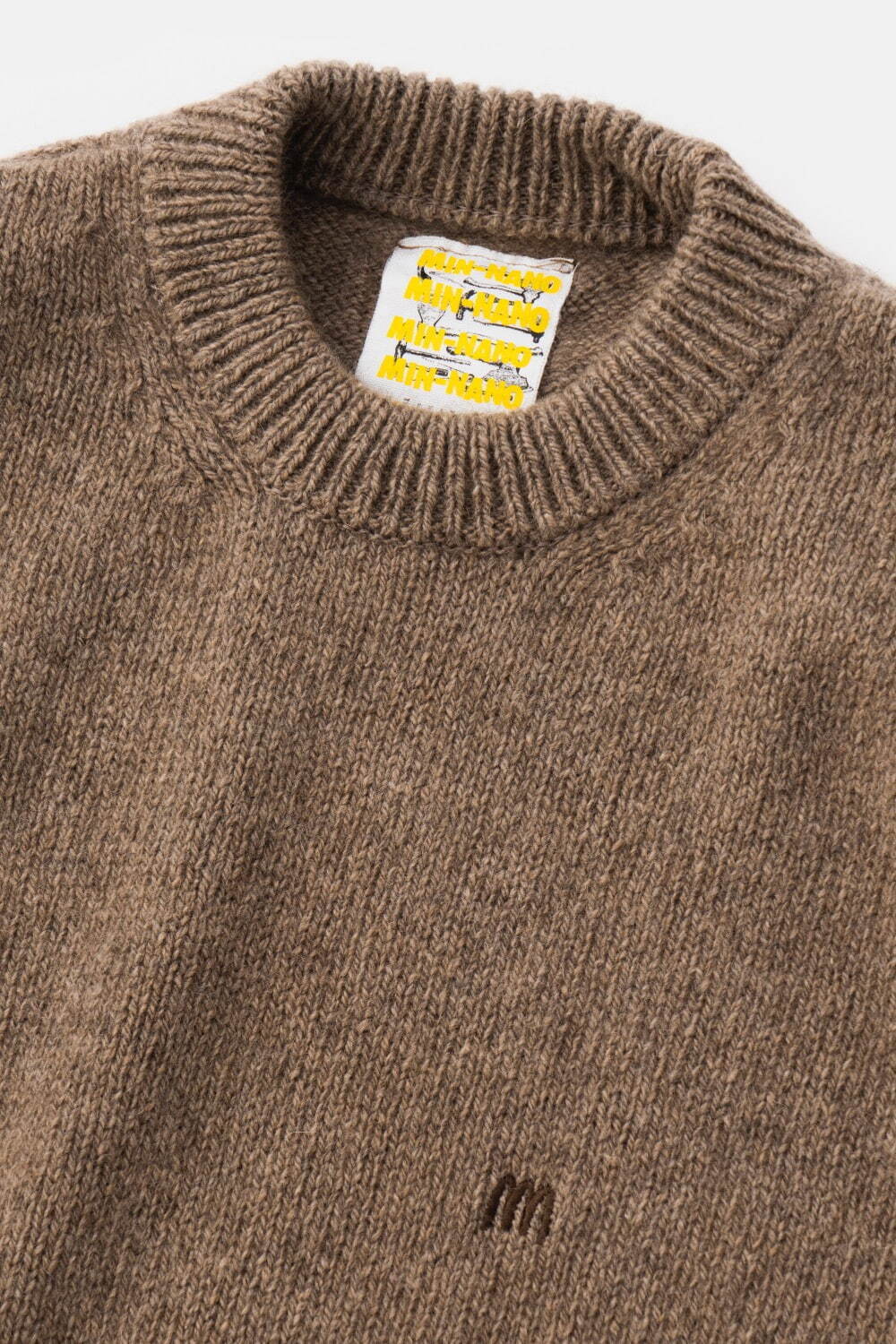 ディガウェル“ふんわり・オーバーサイズ”のエコカシミヤセーター