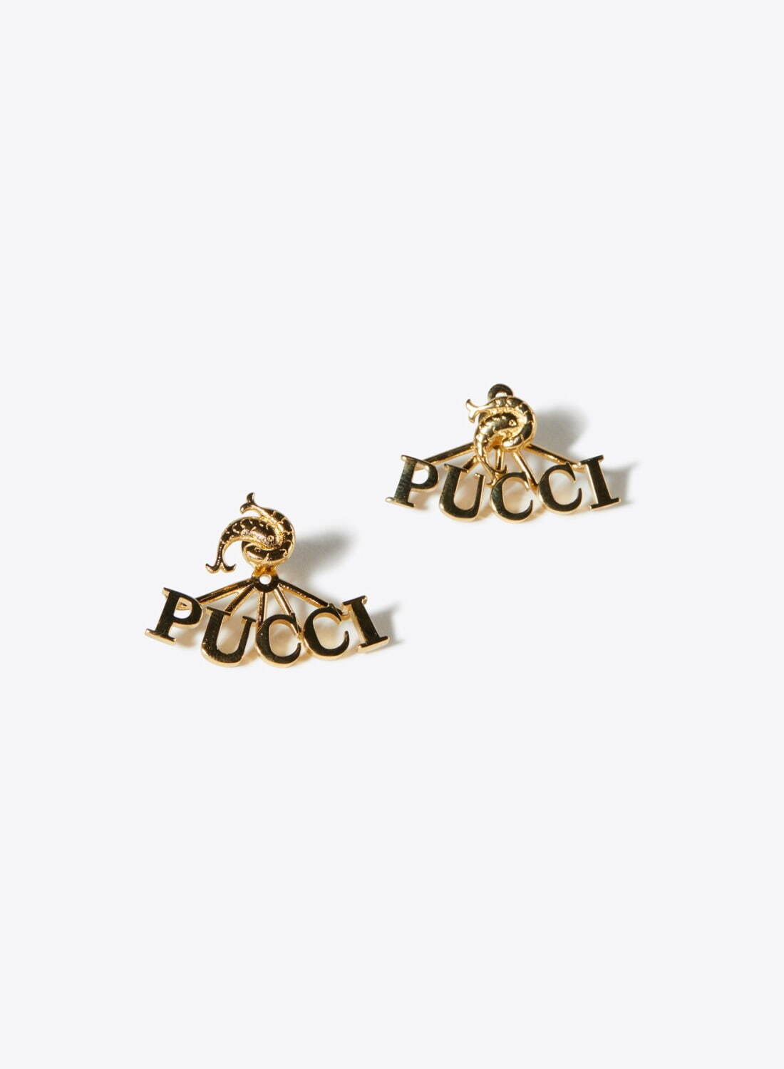 Pucci Pロゴ ピアス 49,500円