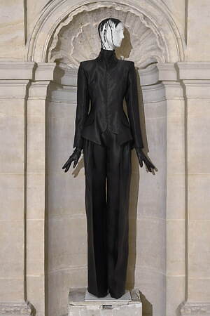 オリヴィエ ティスケンス(OLIVIER THEYSKENS) 2023年春夏ウィメンズコレクション  - 写真6