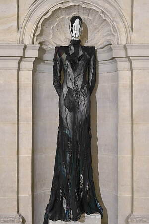 オリヴィエ ティスケンス(OLIVIER THEYSKENS) 2023年春夏ウィメンズコレクション  - 写真11