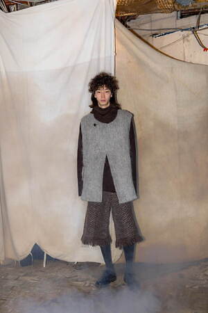 クワギ(Quwagi) 2022-23年秋冬ウィメンズ&メンズコレクション  - 写真6