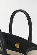 エンダースキーマ新作、“シームレス”仕様のレザー財布やエンボス加工×シボ革の2WAYレザーバッグ｜写真16