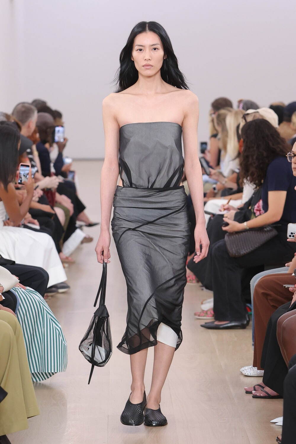 プロエンザスクーラー(Proenza Schouler) 2024年春夏ウィメンズコレクション  - 写真3