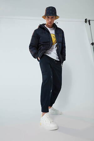 A|X アルマーニ エクスチェンジ(A|X ARMANI EXCHANGE) 2022-23年秋冬メンズコレクション  - 写真48