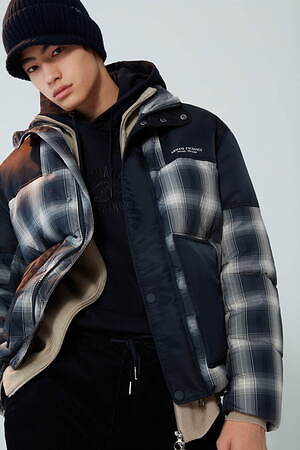 A|X アルマーニ エクスチェンジ(A|X ARMANI EXCHANGE) 2022-23年秋冬メンズコレクション  - 写真60