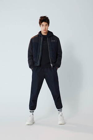 A|X アルマーニ エクスチェンジ(A|X ARMANI EXCHANGE) 2022-23年秋冬メンズコレクション  - 写真74