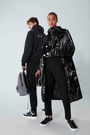 A|X アルマーニ エクスチェンジ(A|X ARMANI EXCHANGE) 2022-23年秋冬ウィメンズコレクション  - 写真9