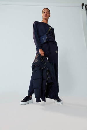 A|X アルマーニ エクスチェンジ(A|X ARMANI EXCHANGE) 2022-23年秋冬ウィメンズコレクション  - 写真49