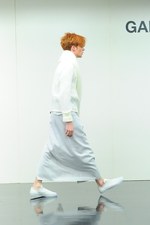 ガンリュウ 2014-15年秋冬コレクション - 異素材のミックスで魅せる現代のシック｜写真68