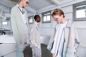 リヒト・ベシュトレーベン(Licht Bestreben) 2023年春夏ウィメンズ&メンズコレクション  - 写真24