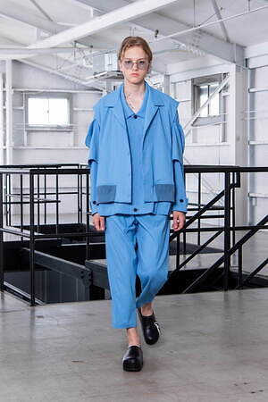 リヒト・ベシュトレーベン(Licht Bestreben) 2023年春夏ウィメンズ&メンズコレクション  - 写真32