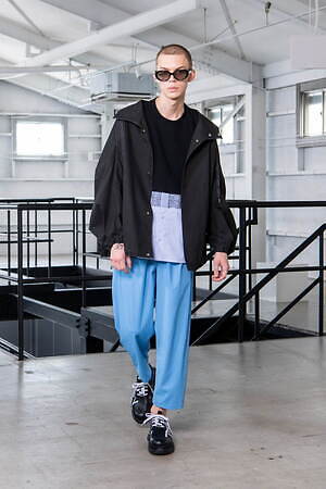 リヒト・ベシュトレーベン(Licht Bestreben) 2023年春夏ウィメンズ&メンズコレクション  - 写真39