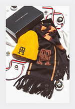 トミー ヒルフィガー22年クリスマスウェア、“タータンチェック柄”カーディガンやピーコート｜写真8