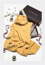 トミー ヒルフィガー22年クリスマスウェア、“タータンチェック柄”カーディガンやピーコート｜写真9