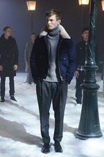 アミ アレクサンドル マテュッシ 2014-15年秋冬コレクション - パリにたたずむ男たち｜写真5
