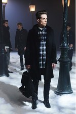 アミ アレクサンドル マテュッシ 2014-15年秋冬コレクション - パリにたたずむ男たち｜写真10