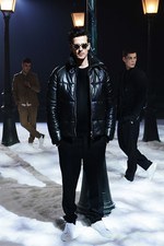 アミ アレクサンドル マテュッシ 2014-15年秋冬コレクション - パリにたたずむ男たち｜写真25