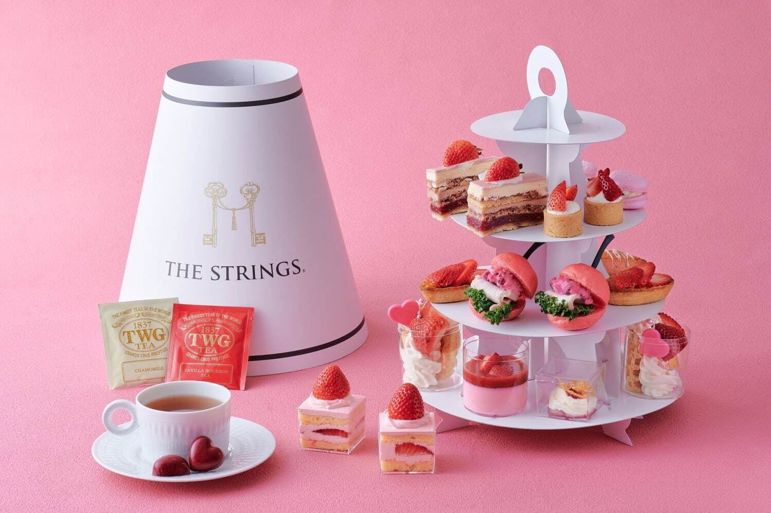 ＜テイクアウト＞「ストロベリー＆ルビーチョコレート アフタヌーンティー」8,000円(1セット2名分)