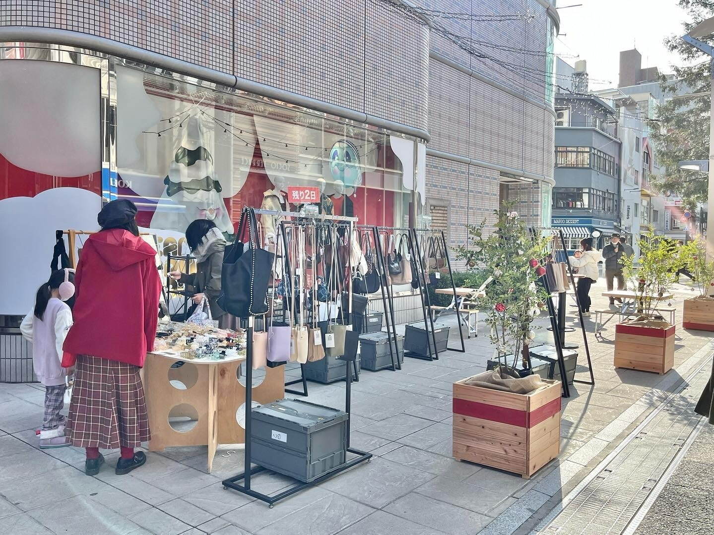 「クリスマスマーケット」広島パルコで、ホットワインや雑貨が集結｜写真8