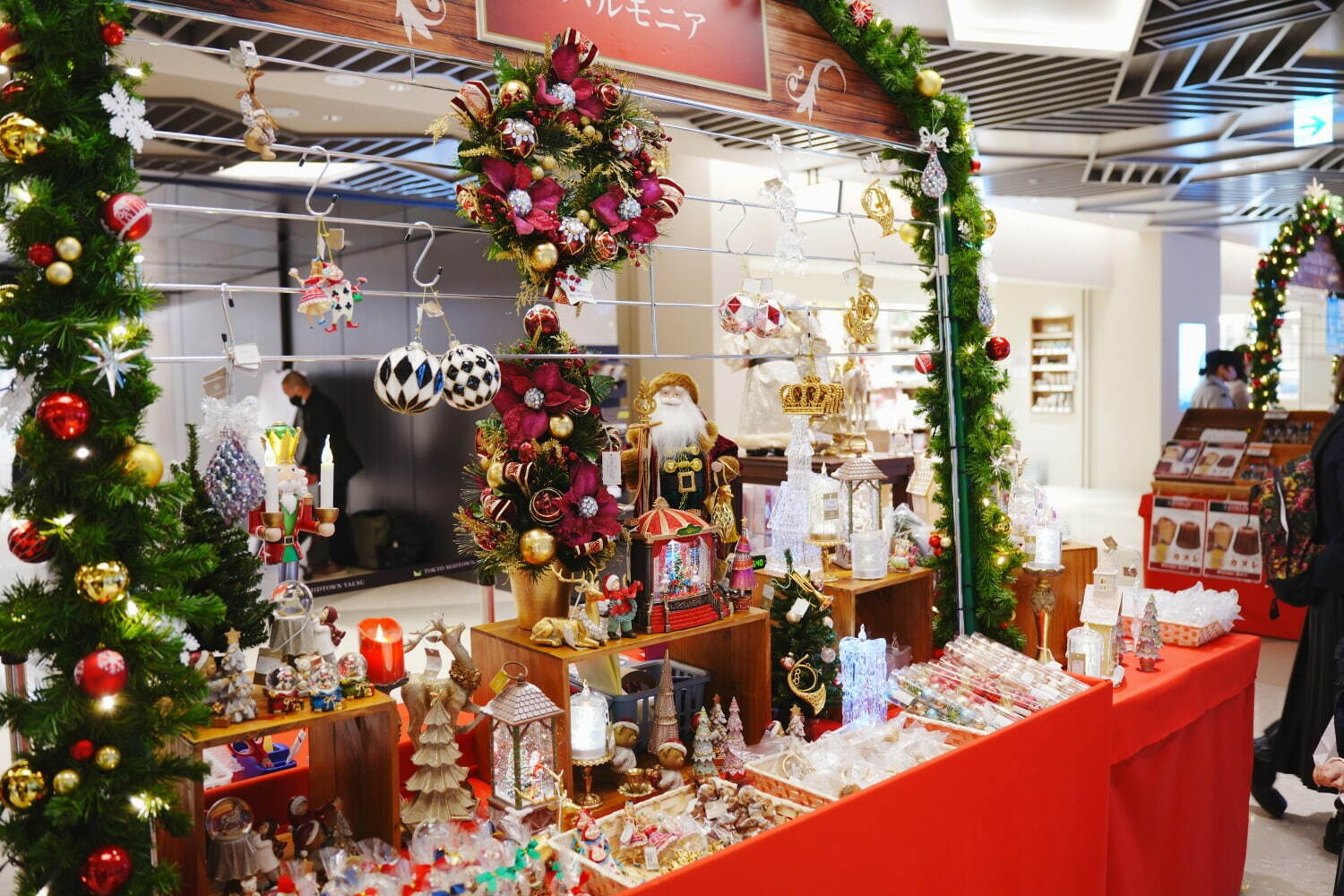 東京ミッドタウン八重洲のクリスマスマーケット、カヌレ＆シュトーレンなど12店舗が集結｜写真34