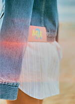 ミア・レーガン×ヴィクトリア ベッカム、ウォッシュ加工を施したデニムジャケット＆ジーンズなど｜写真14