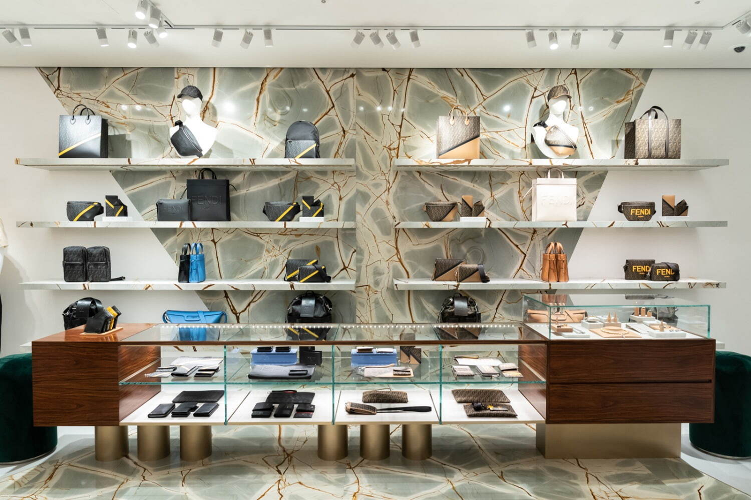フェンディ(FENDI) パラッツォ フェンディ 表参道 フェンディ カーサ｜写真49