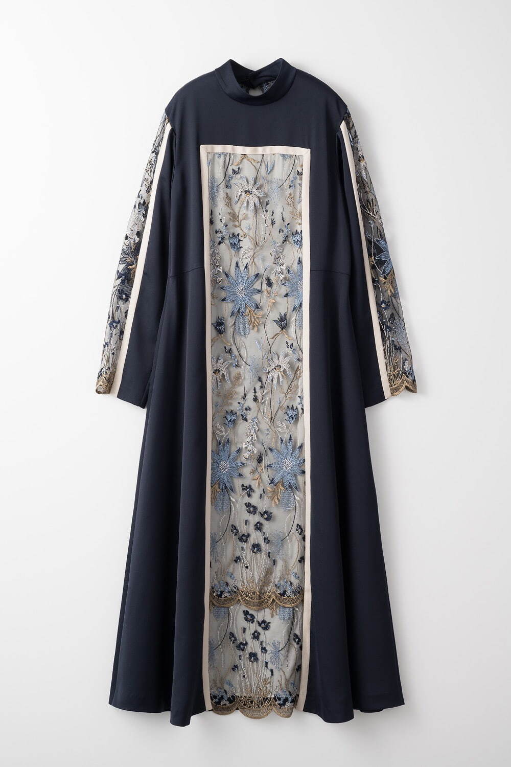 Framed flower dress 59,400円