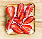 さいたま新都心で“苺スイーツ”主役のクリスマスマーケット、20万球のイルミネーションも｜写真5