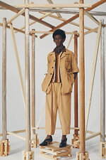 サスクワァッチファブリックス 23年春夏コレクション - リラクシングな都会服｜写真24