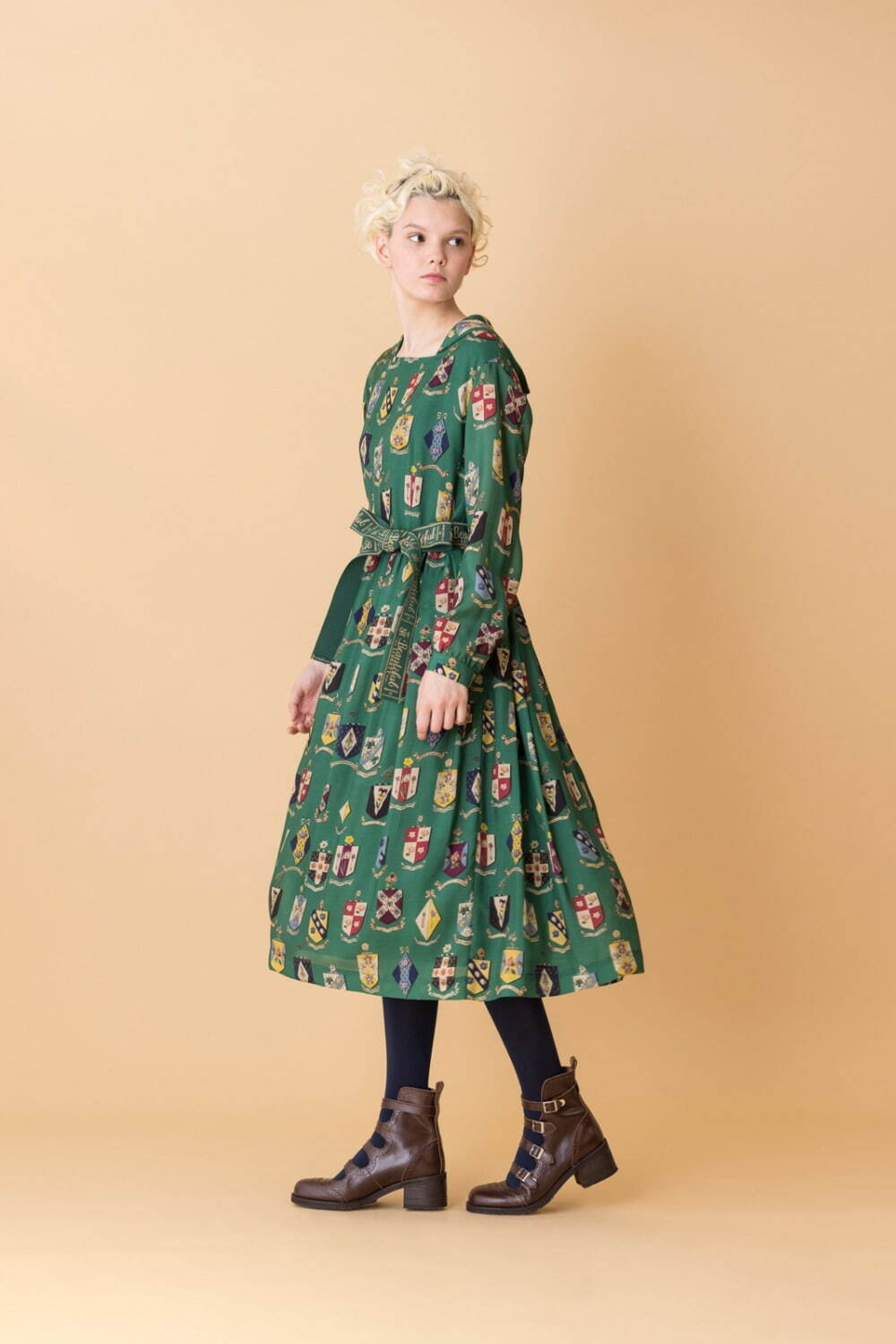 ジェーンマープル ドンルサロン Jane Marple Dans Le Salon バイ