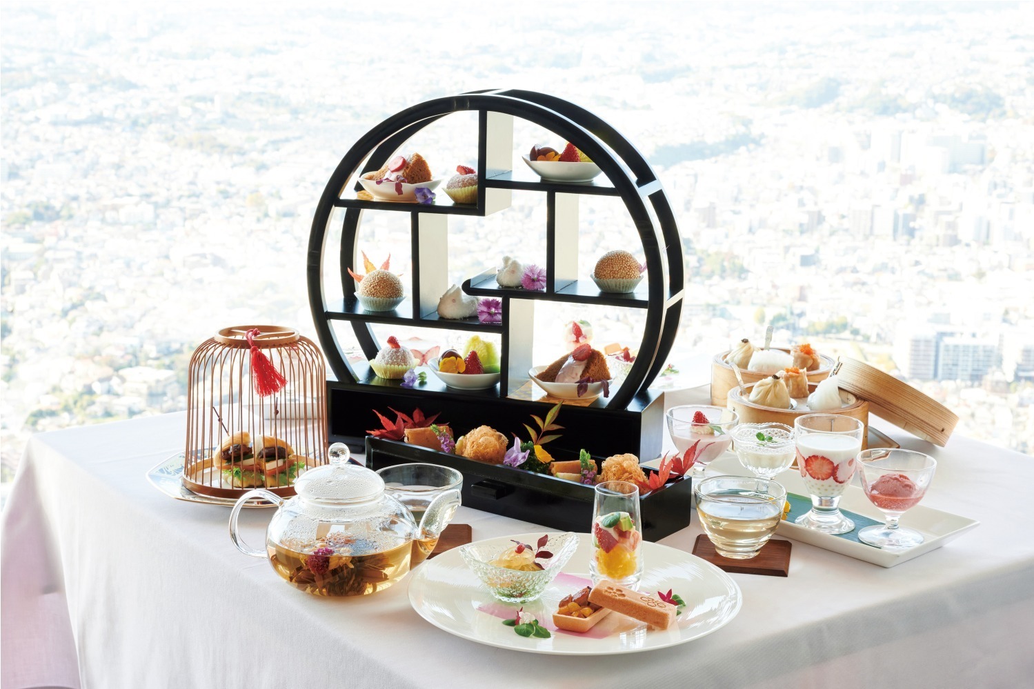 餃子｜点心×苺スイーツの「天空のチャイニーズアフタヌーンティー」、横浜ロイヤルパークホテルで