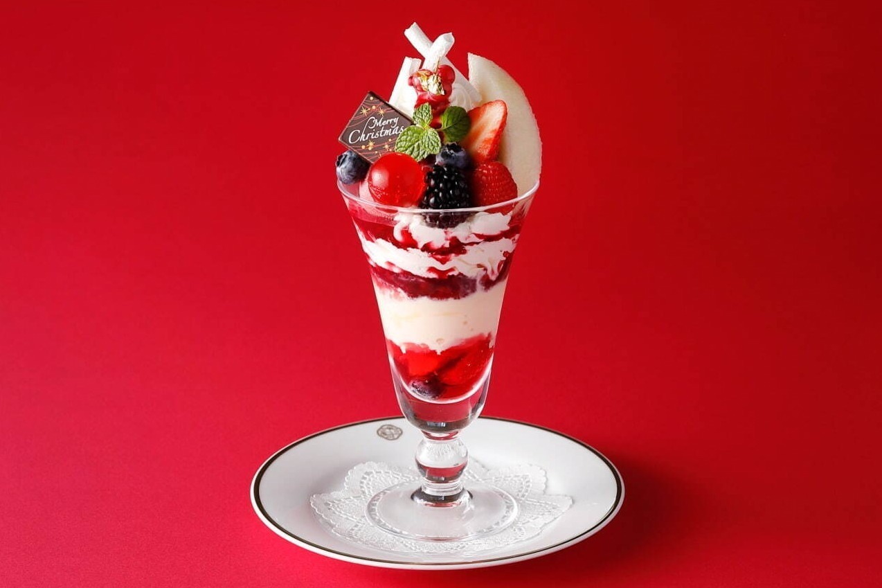 ブルーベリー｜資生堂パーラーのクリスマス限定“ベリー尽くし”パフェ、濃厚＆甘酸っぱい特製ソースやバニラで