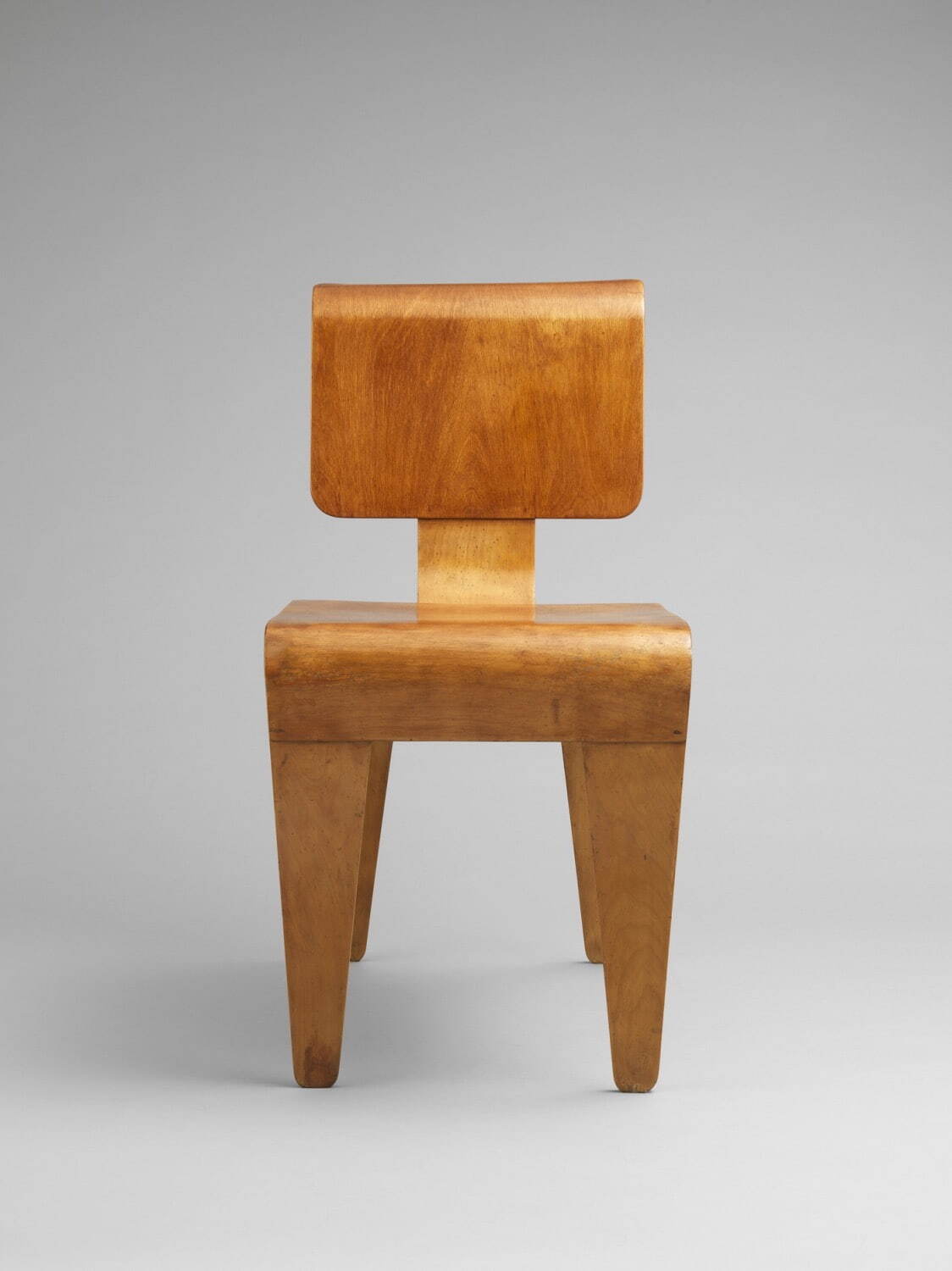 マルセル・ブロイヤー《サイドチェア》1936年頃 国立工芸館蔵 撮影:エス・アンド・ティ フォト