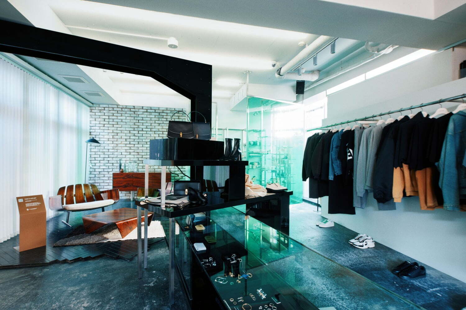 南青山「アデライデ」リニューアル、インテリアなどライフスタイル新コーナー＆日本初上陸ブランドも