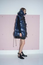 sacai luck 2014-15年秋冬コレクション - メンズアイテムをハイブリッドで女性らしく｜写真8
