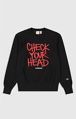 チャンピオン×ビースティ・ボーイズのスウェット、“手書き風ロゴ”やジャケット写真を配して｜写真20