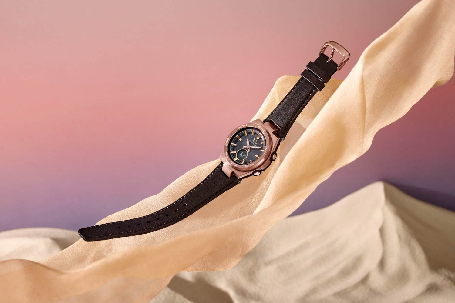 BABY-G「ジーミズ」“メタル×レザー”の新作腕時計、ブロンズベゼルに