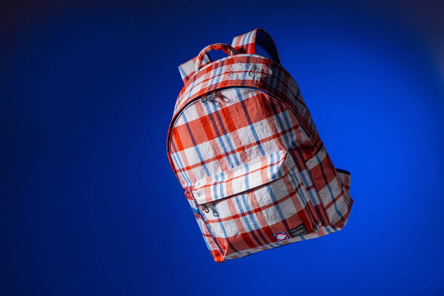 〈クロット×ポーター〉香港の伝統的なバッグ着想、チェック柄バックパック